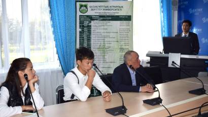 KazNARU МЕМОРАНДУМ АЯСЫНДА КӘСІБИ БАҒДАР БЕРУ ЖҰМЫСТАРЫН ЖҮРГІЗДІ